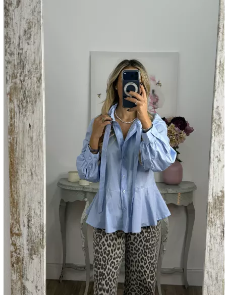 Camisa Amber peplum celeste