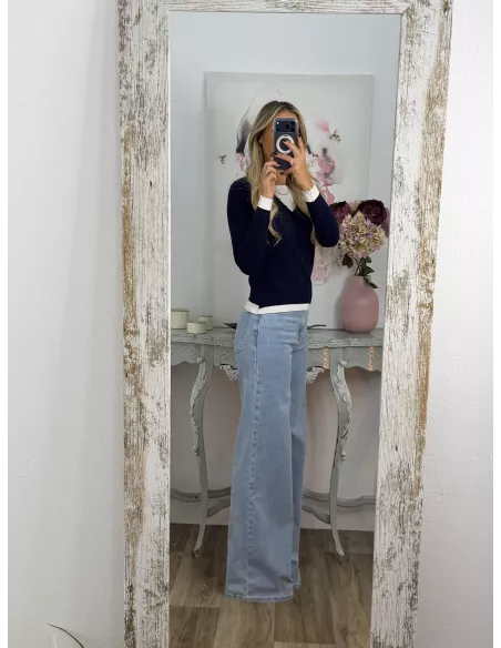 Jersey azul marino con camiseta