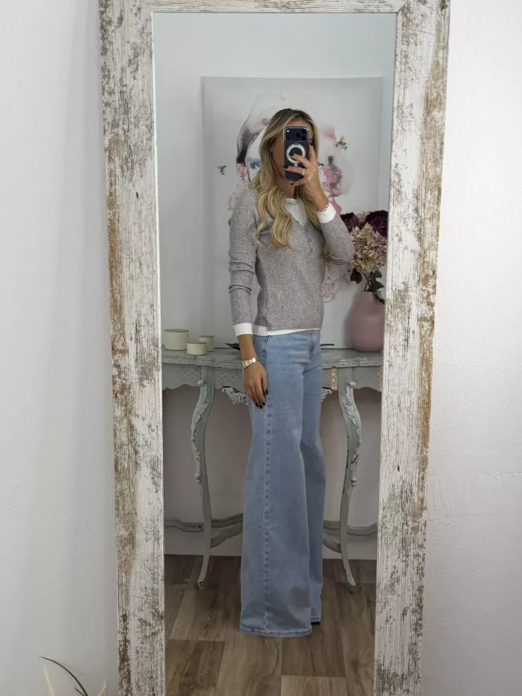 Jersey gris con camiseta