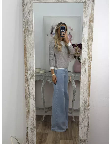 Jersey gris con camiseta