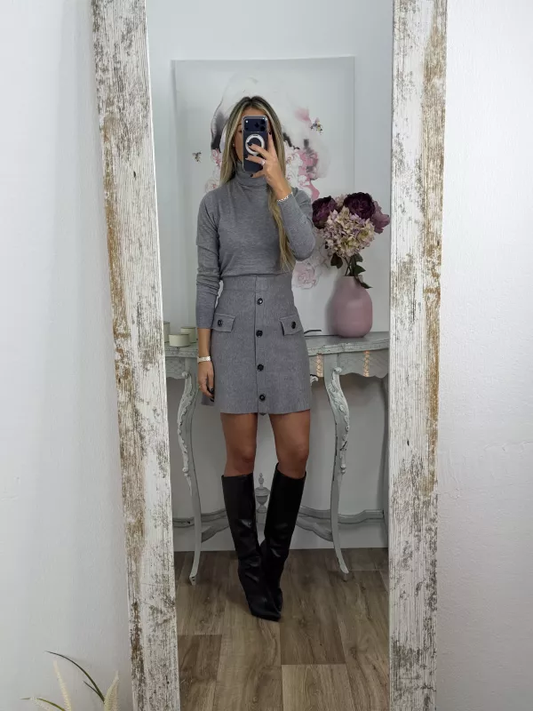 Falda punto con botones gris