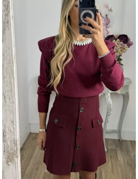 Falda de punto con botones burdeos