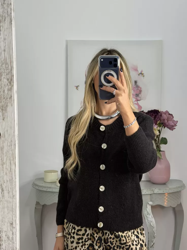 Rebeca de punto negro