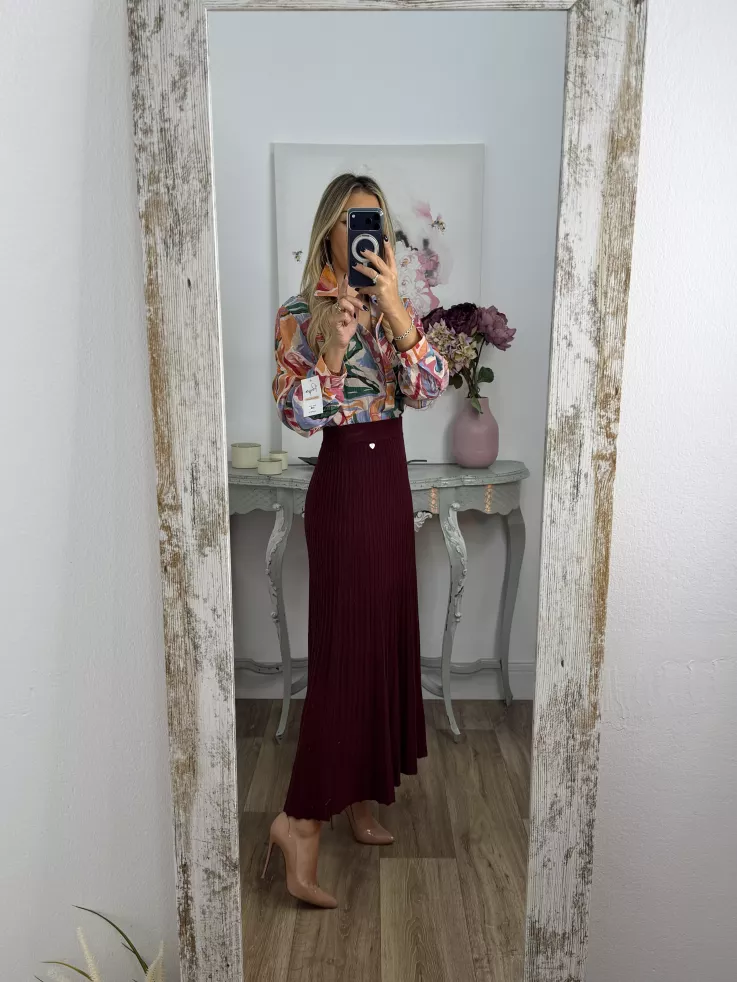 Falda de punto plisada burdeos