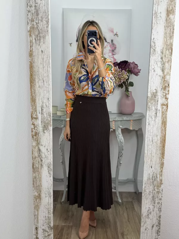 Falda de punto plisada chocolate