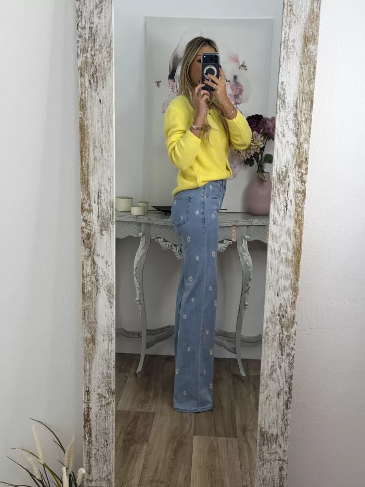 Jeans Margaritas bordadas