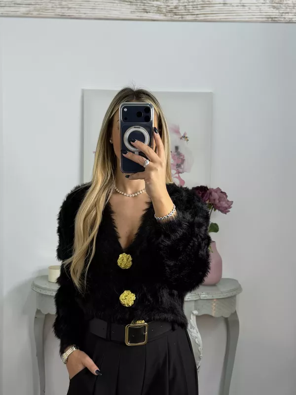 Rebeca negra botones grandes dorados