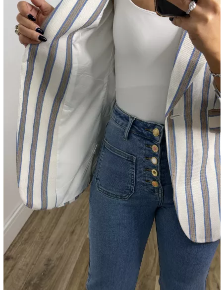 Chaqueta de rayas azul y camel