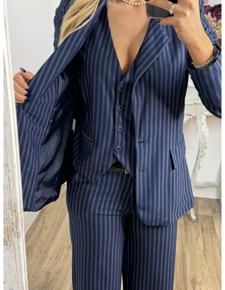 Chaqueta azul marino con raya diplomática