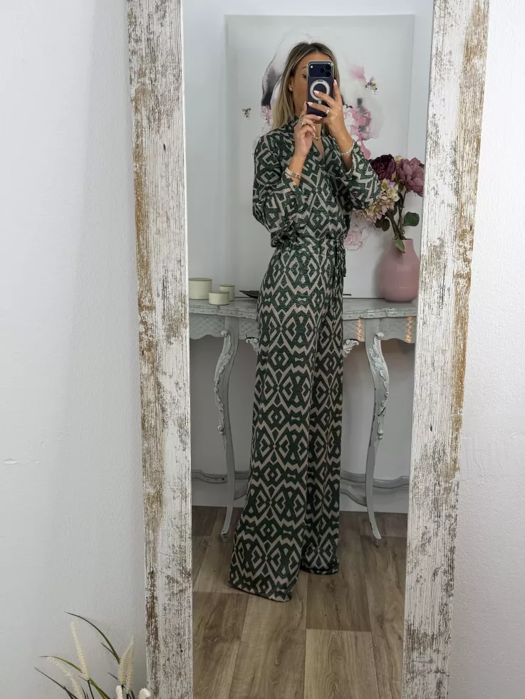 Conjunto brillo estampado verde y arena