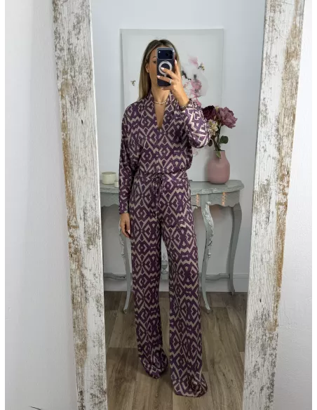 Conjunto brillo estampado morado y arena