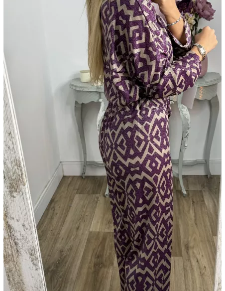 Conjunto brillo estampado morado y arena