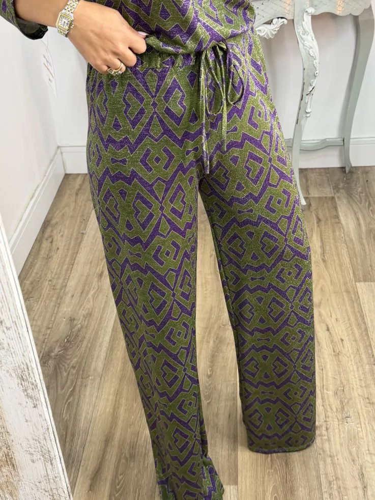 Conjunto brillo estampado verde y morado