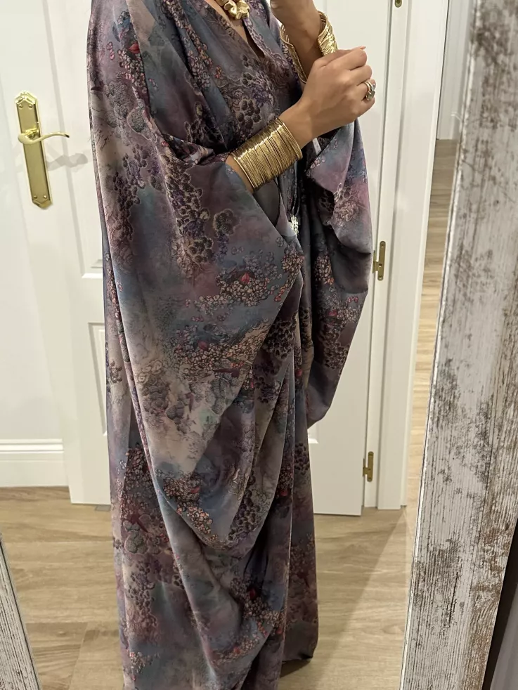 Vestido tipo túnica broche