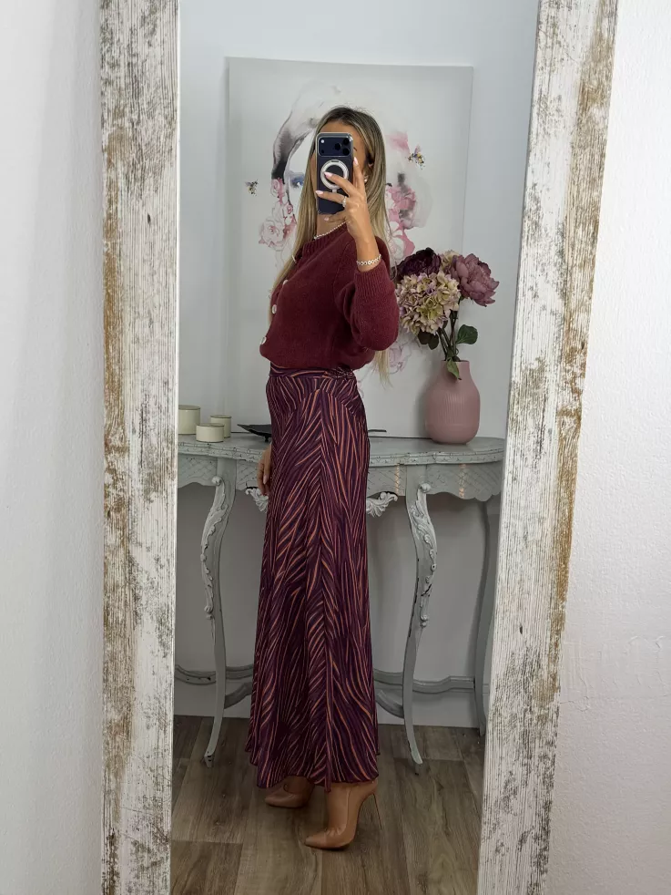 Rebeca de punto burdeos