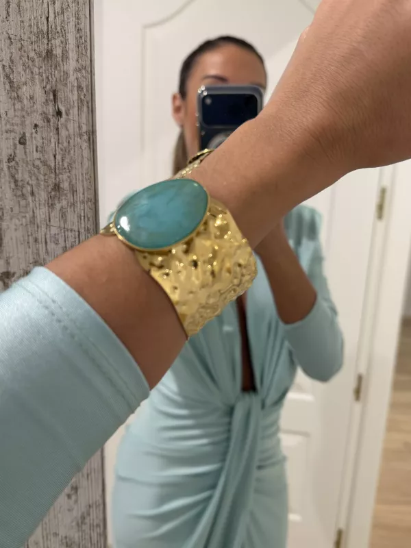 Brazalete dorado piedra verdeagua