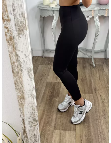 Leggins negro tiro alto liso