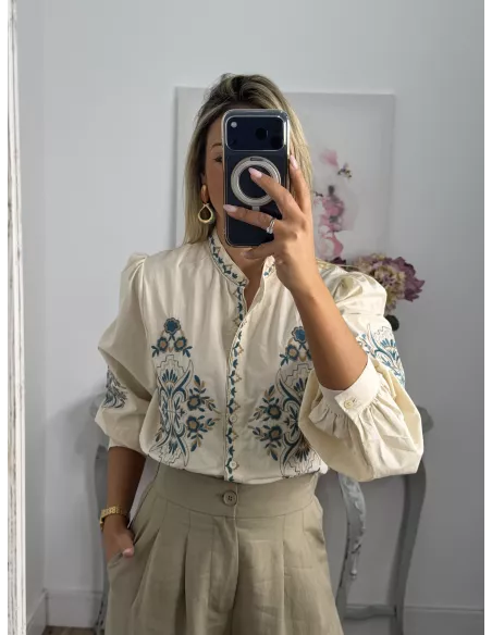 Camisa Leli beige bordada