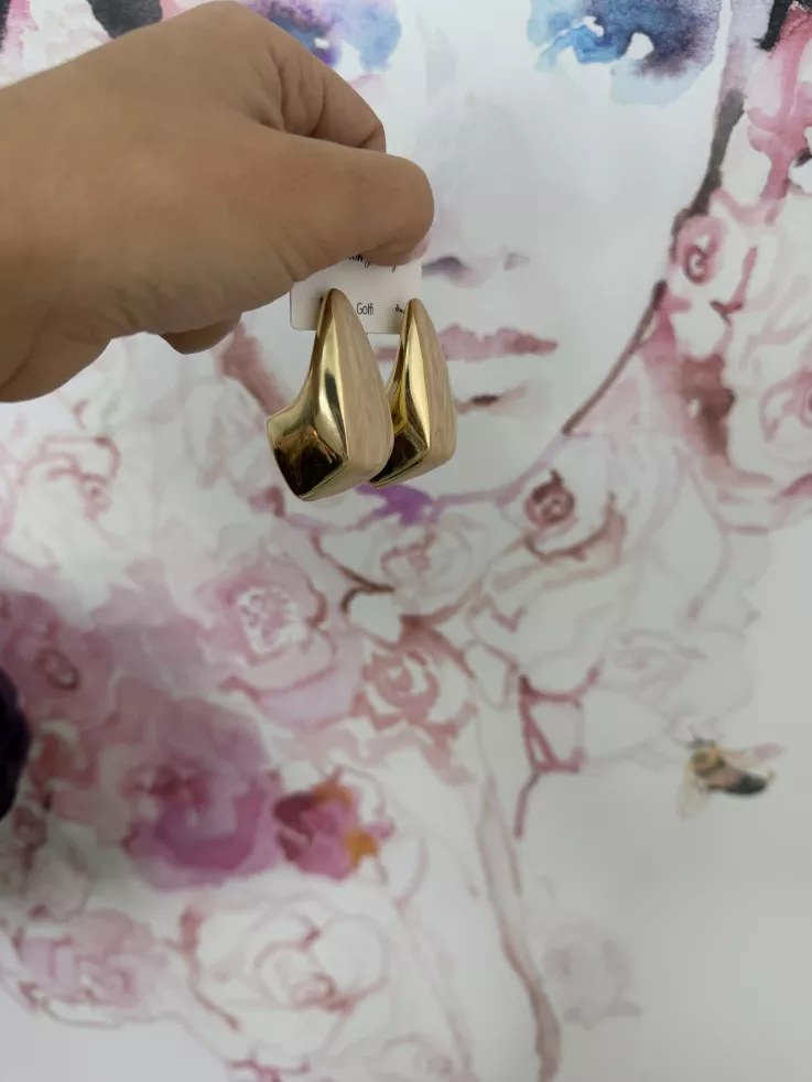 Pendientes dorado y crema