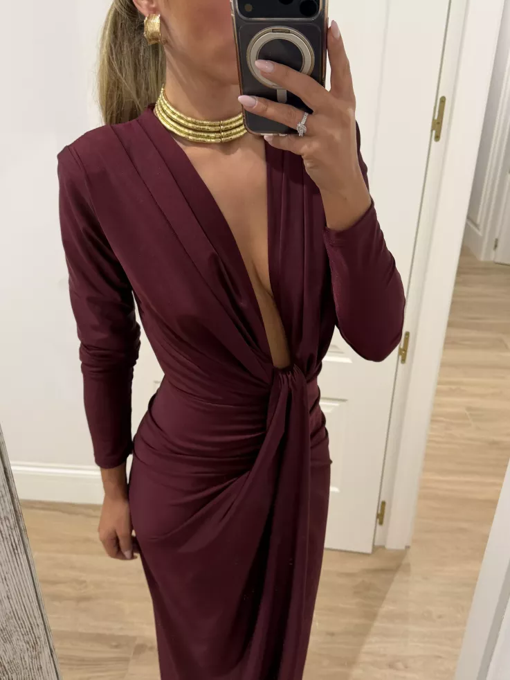 Vestido Oriana color vino manga larga