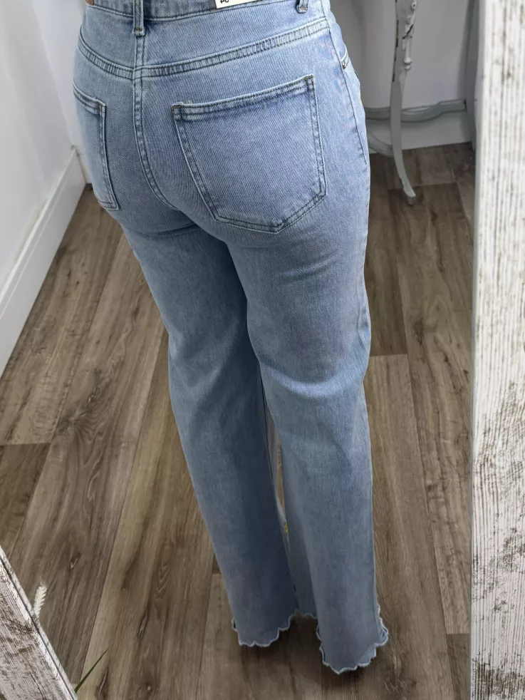 Jeans denim limones bordados