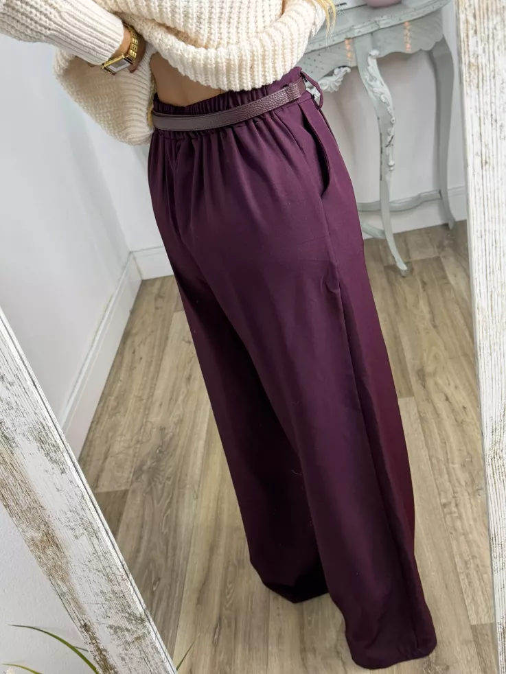 Pantalón corte masculino burdeos