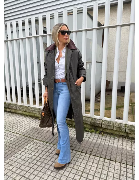 Gabardina larga Brithis