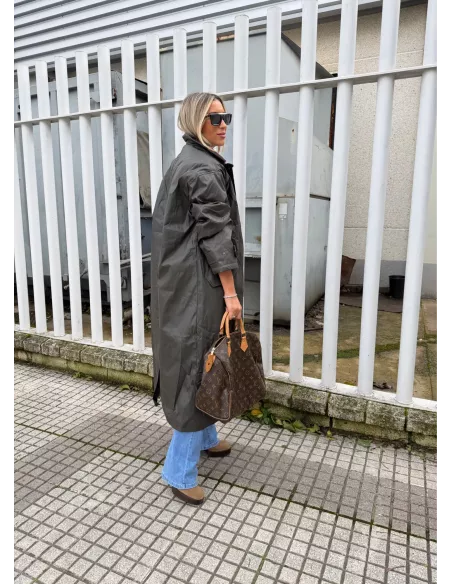 Gabardina larga Brithis