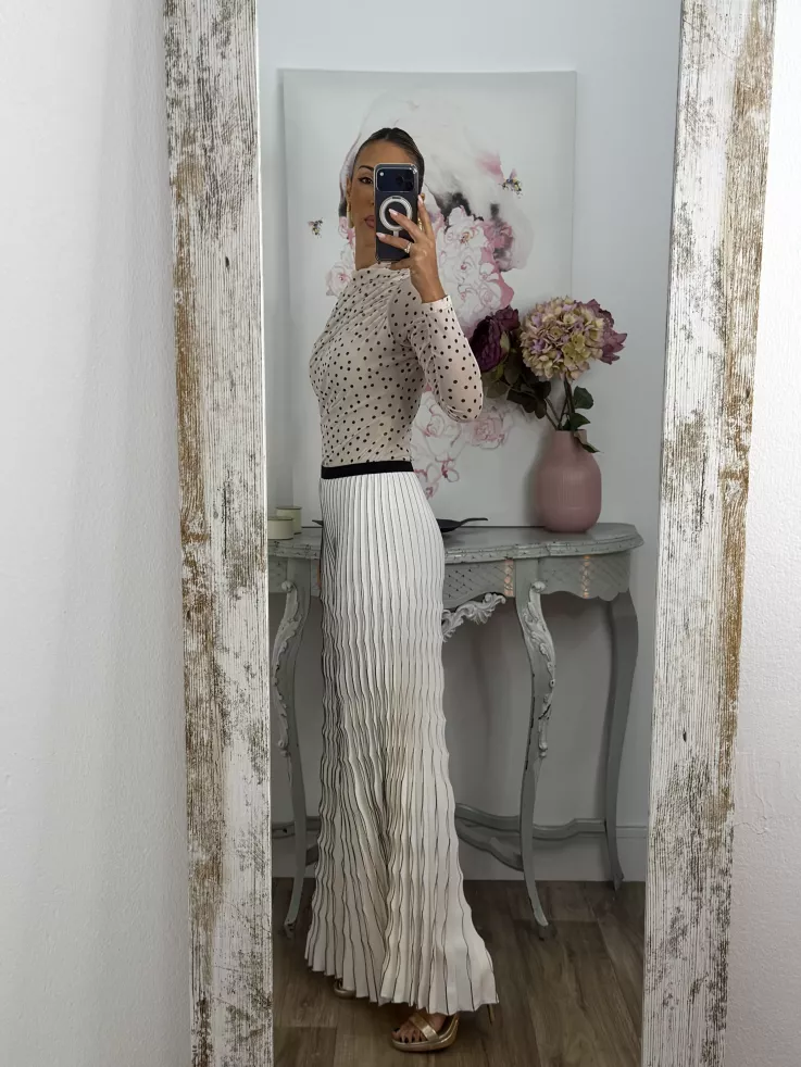 Pantalón plisado hueso y negro