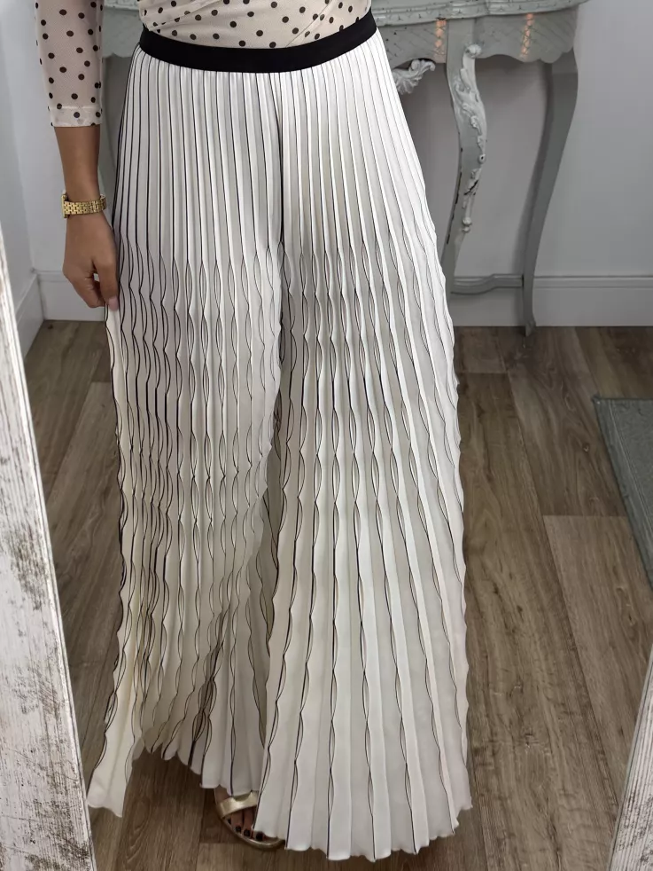 Pantalón plisado hueso y negro