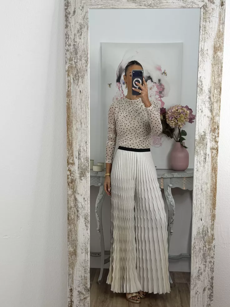 Pantalón plisado hueso y negro