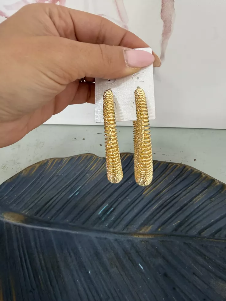 Pendientes de aro muelle