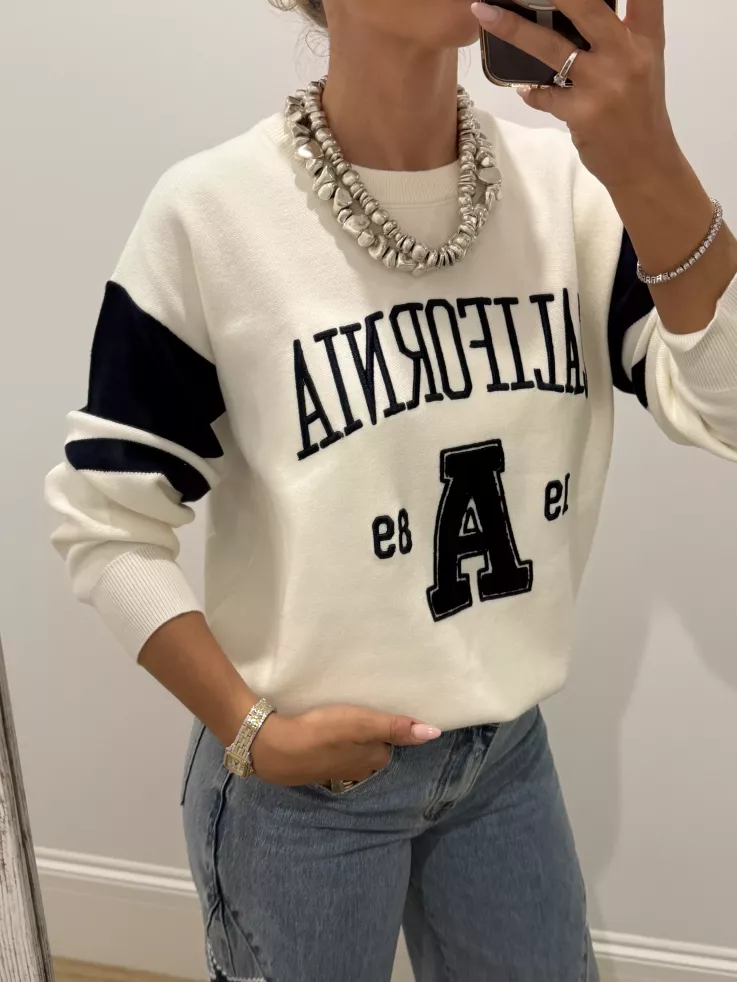 Jersey California blanco y azul marino