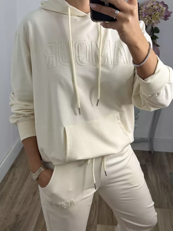 Conjunto sport Amour beige