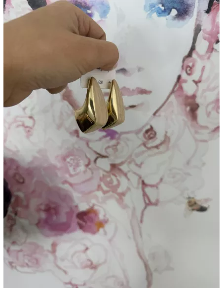 Pendientes dorado y crema