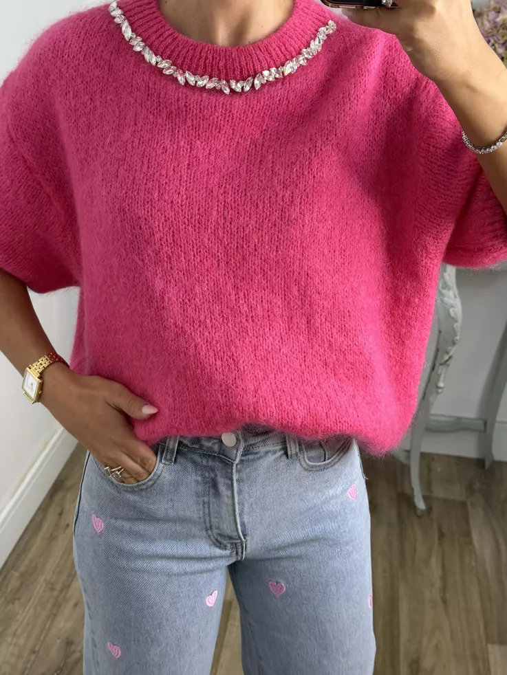 Jersey fucsia manga corta con cuello de piedras