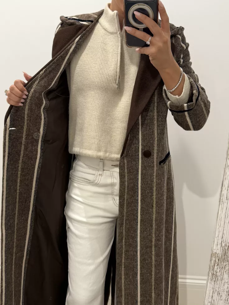 Abrigo Dalia marrón de rayas