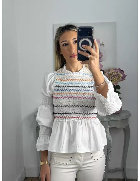 Camisa blanca nido abeja zig zag