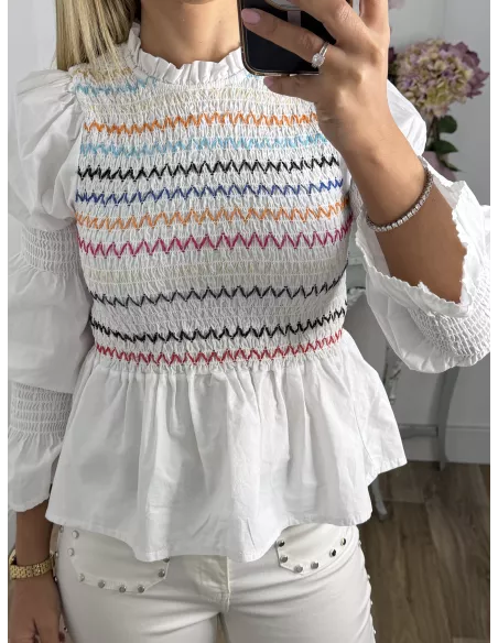 Camisa blanca nido abeja zig zag