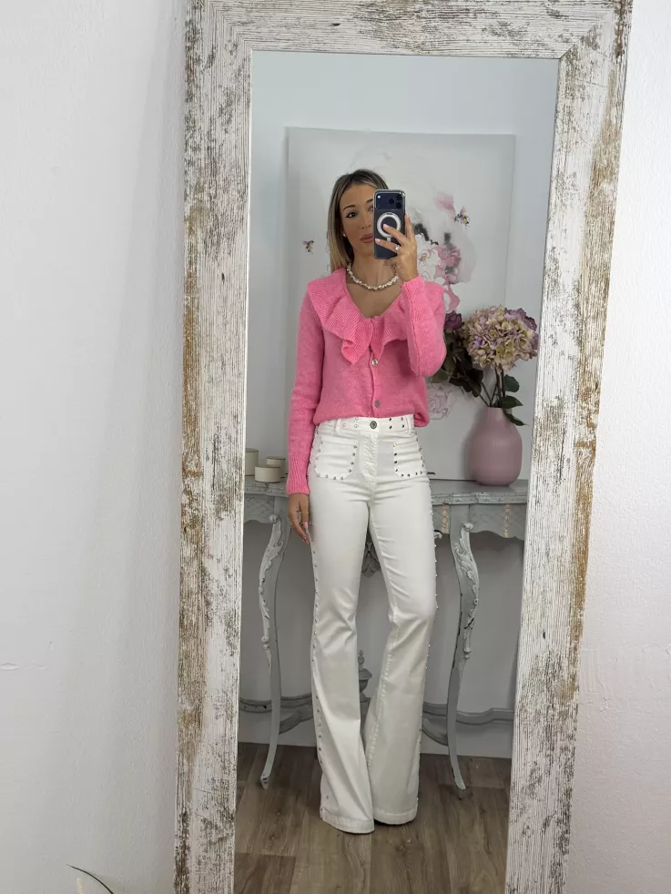 Jeans blanco tachuelas y estrella rosa