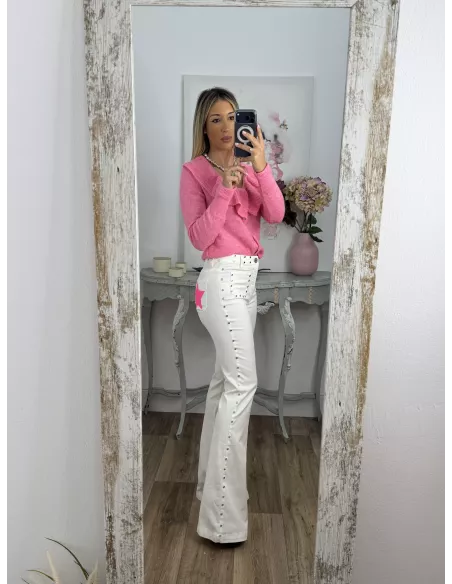 Jeans blanco tachuelas y estrella rosa