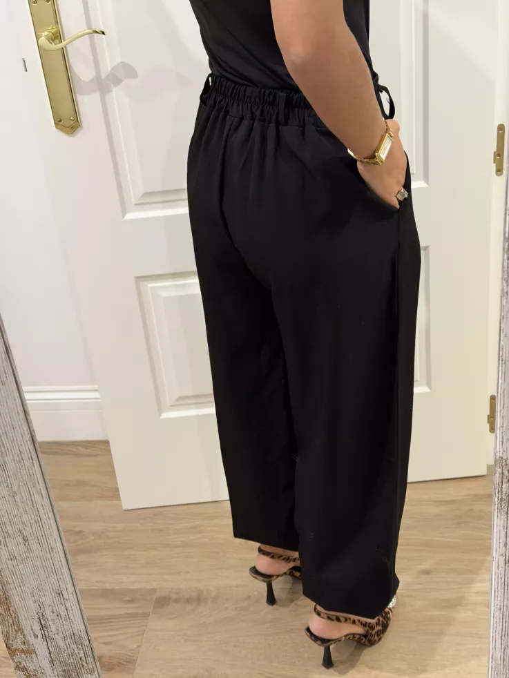 Pantalón Chanys negro