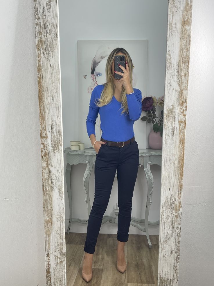 Jersey básico cuello de pico azul