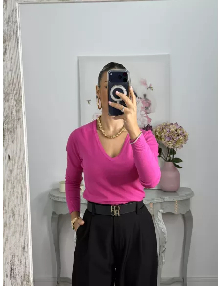 Jersey básico cuello de pico fucsia