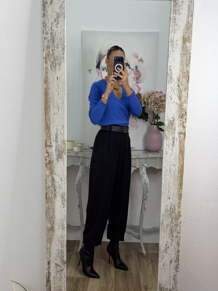 Jersey básico cuello de pico azul