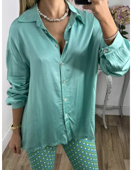 Camisa satinada abotonada verdeagua
