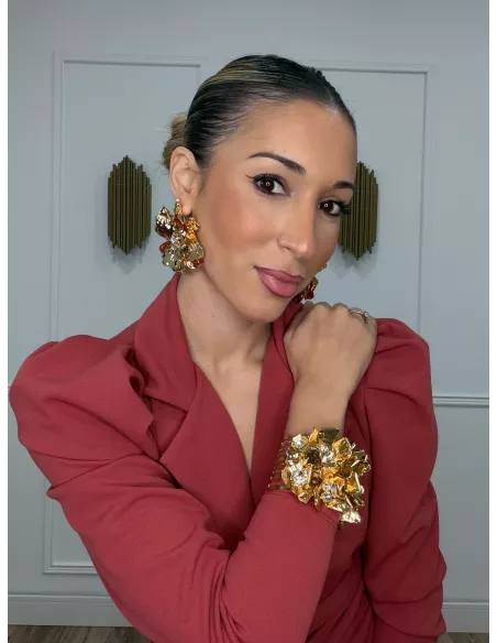 Brazalete de flores grandes