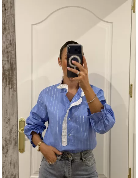 Camisa azul de raya plateada