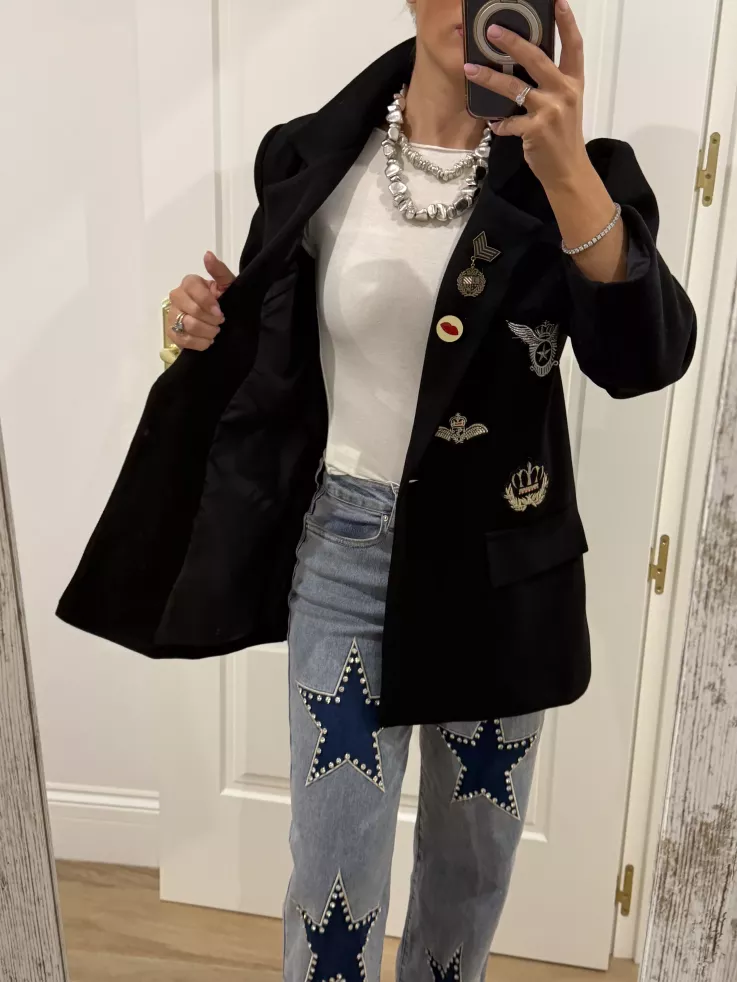 Chaqueta oversize negra parches