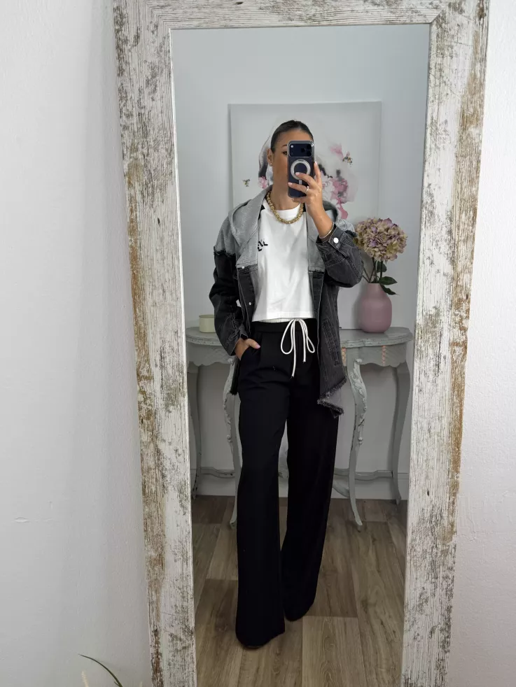 Pantalón negro con cinturilla blanca